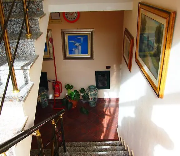 Shkodra 3*