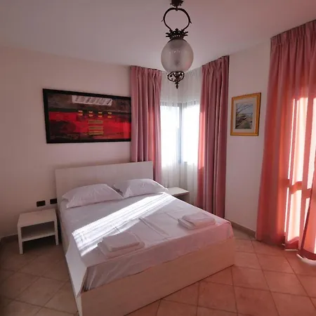 Shkodra 3*
